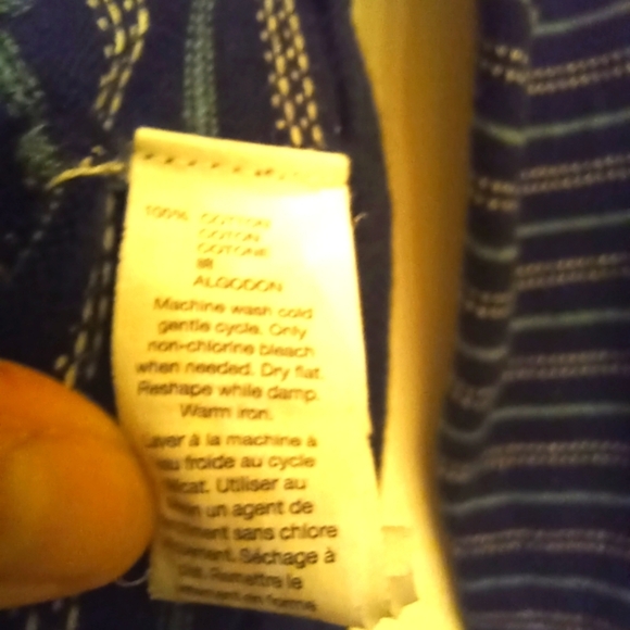 GAP Men's Cotton V neck stripe sweater - Picture 4 of 9